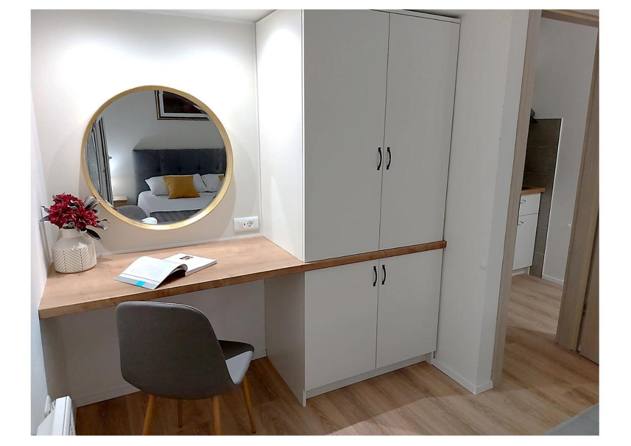 Apartments Fantasia Pula Ngoại thất bức ảnh