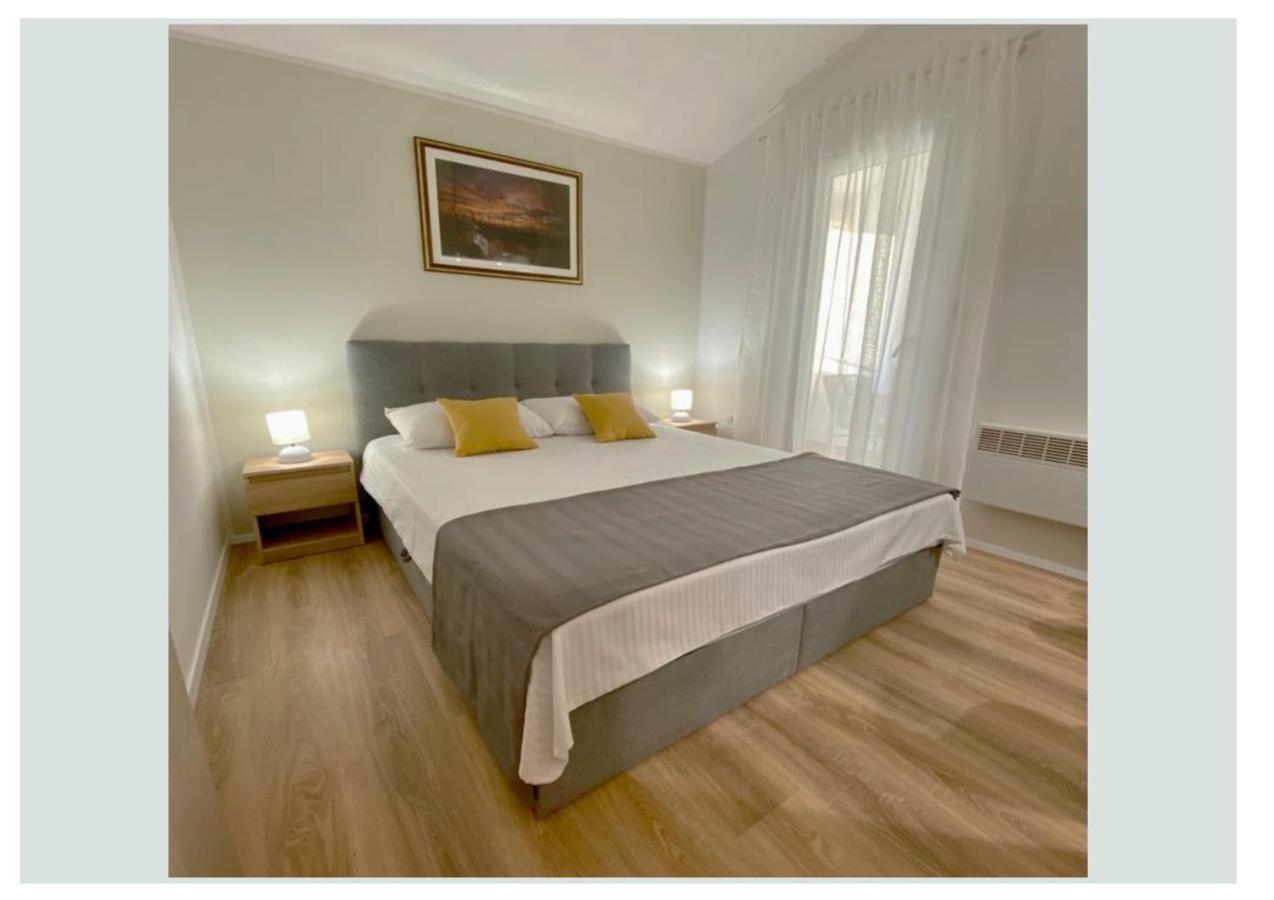Apartments Fantasia Pula Ngoại thất bức ảnh