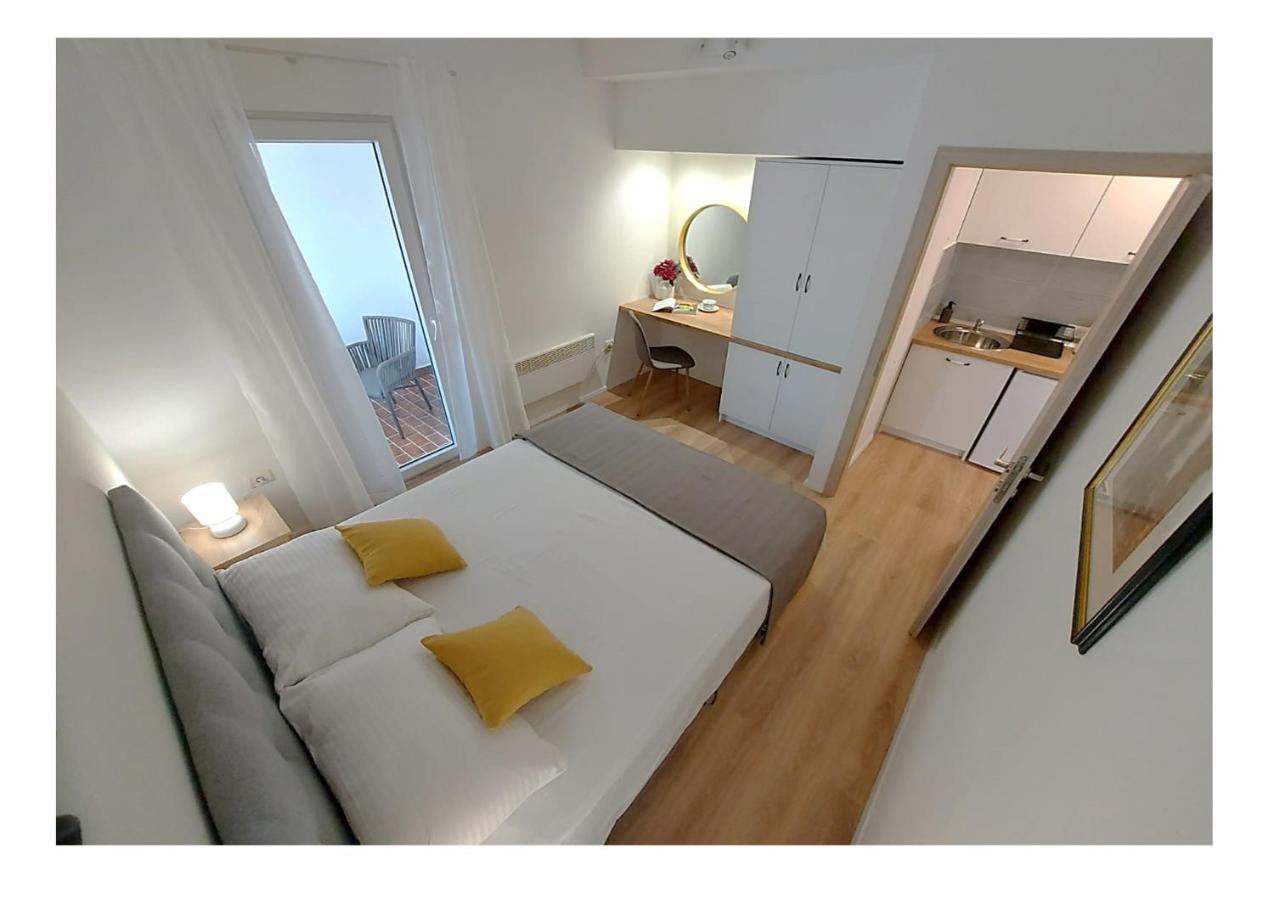 Apartments Fantasia Pula Ngoại thất bức ảnh